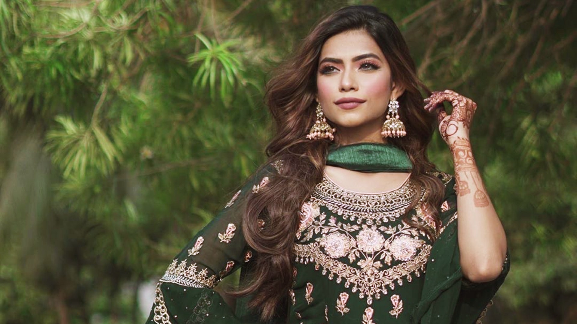 A Glamorous Journey: Nagma Mirajkar — Bigg Boss 19’s Style Maven with Substance
